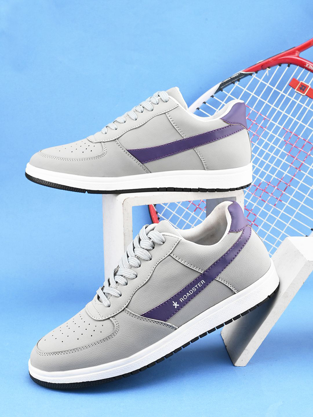 The Roadster Lifestyle Co Men Colorblocked Synthetic Leather Casual Sneakers