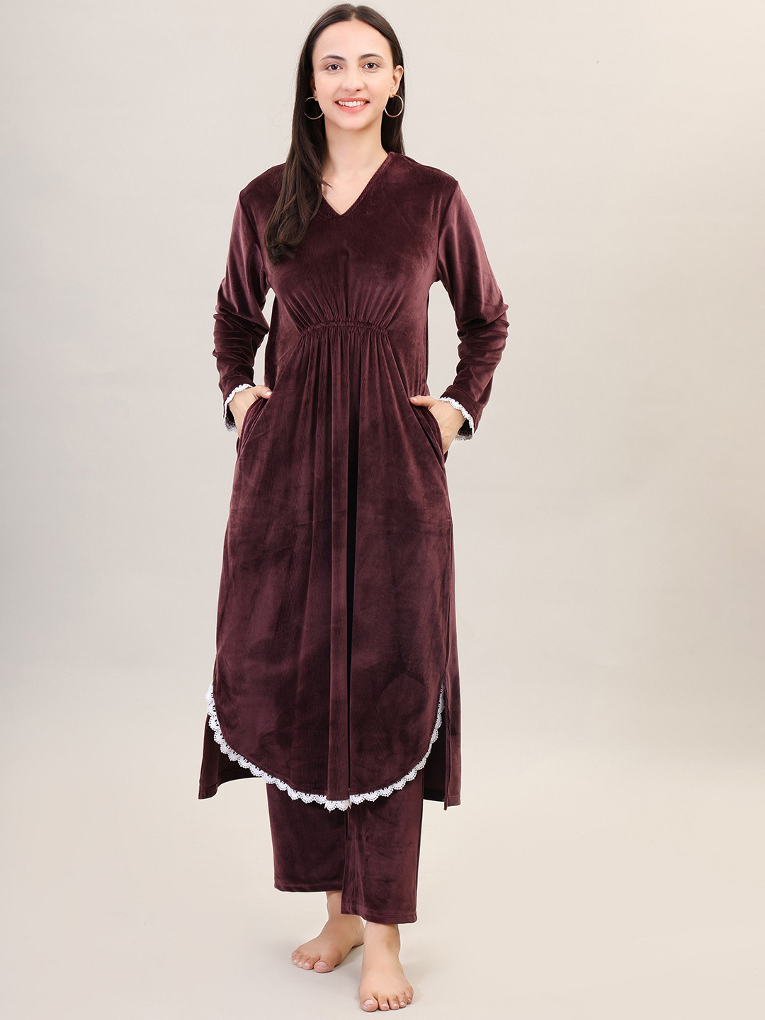 Camey Women Lace Design Velvet Kurta and Pyjama Set
