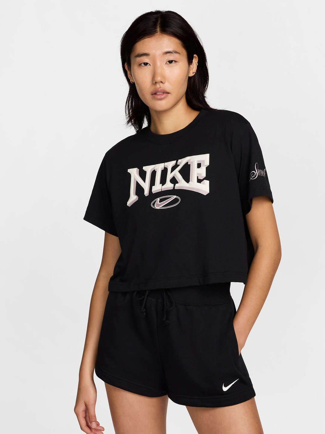 Nike Sportswear Women Short Sleeve Cropped T-Shirt