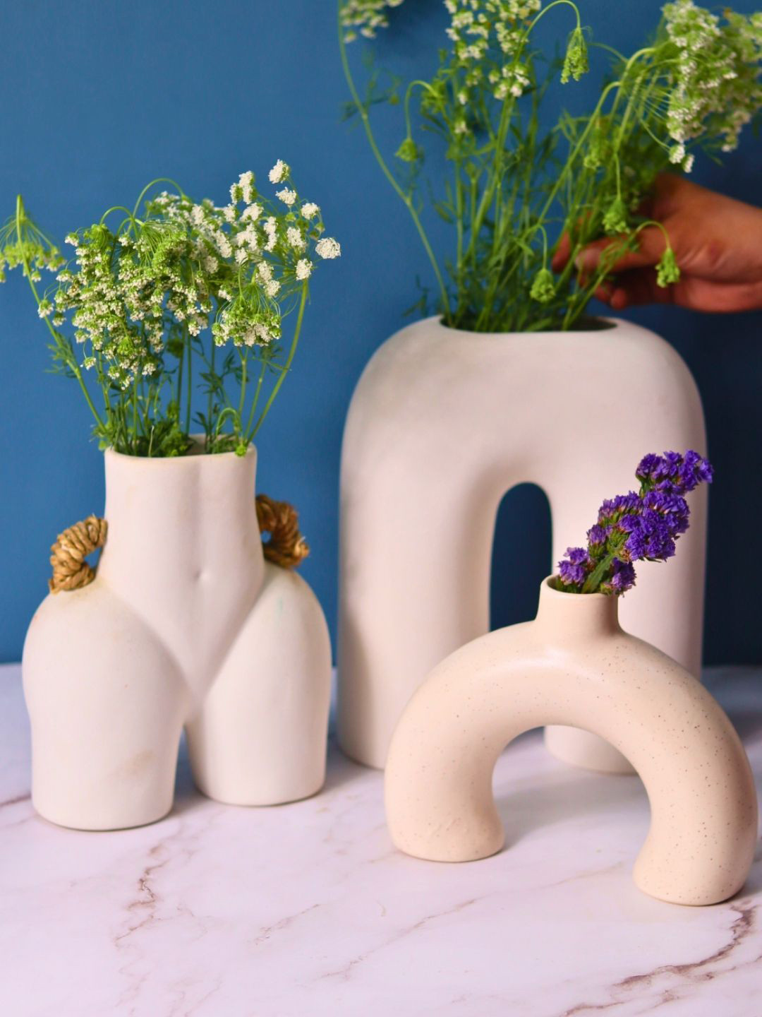 WEAVING HOMES White 3 Pieces Ceramic Half Donut Shaped Flower Vases