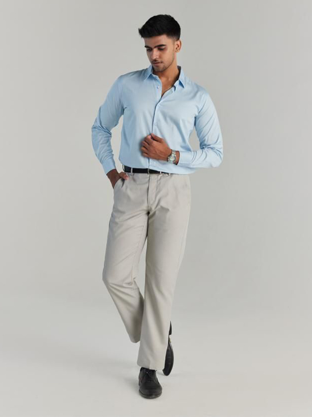 SAADAA Men Slim Fit Opaque Casual Shirt