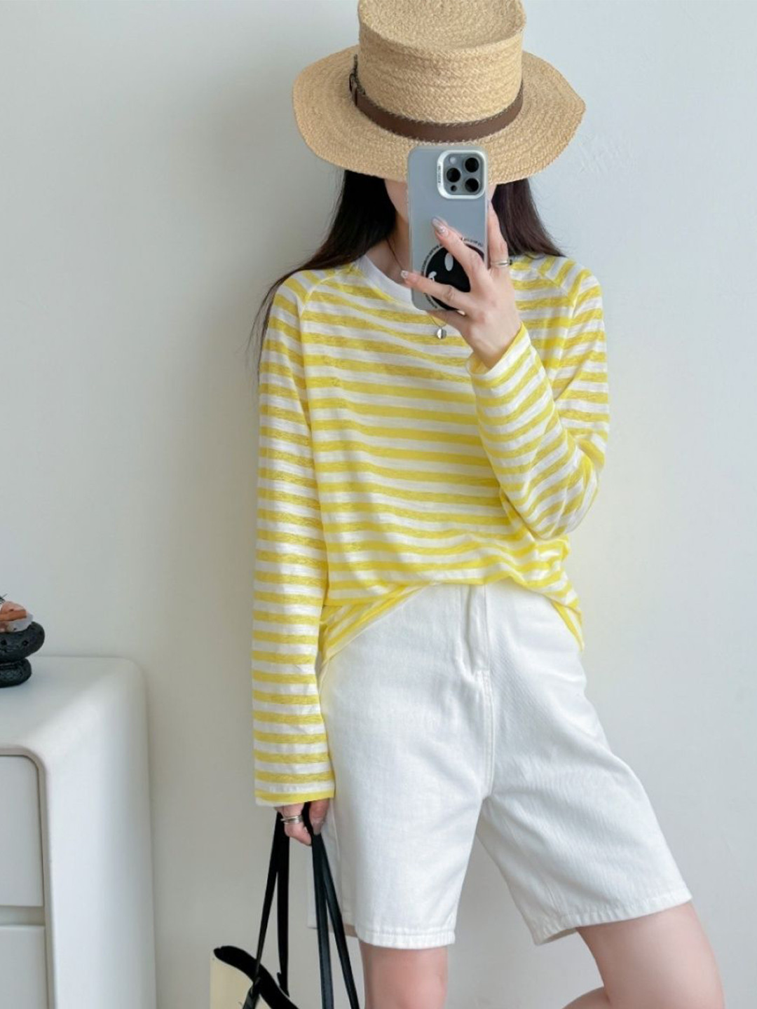 KPOP Women Round Neck Long Sleeves Horizontal Stripes Top