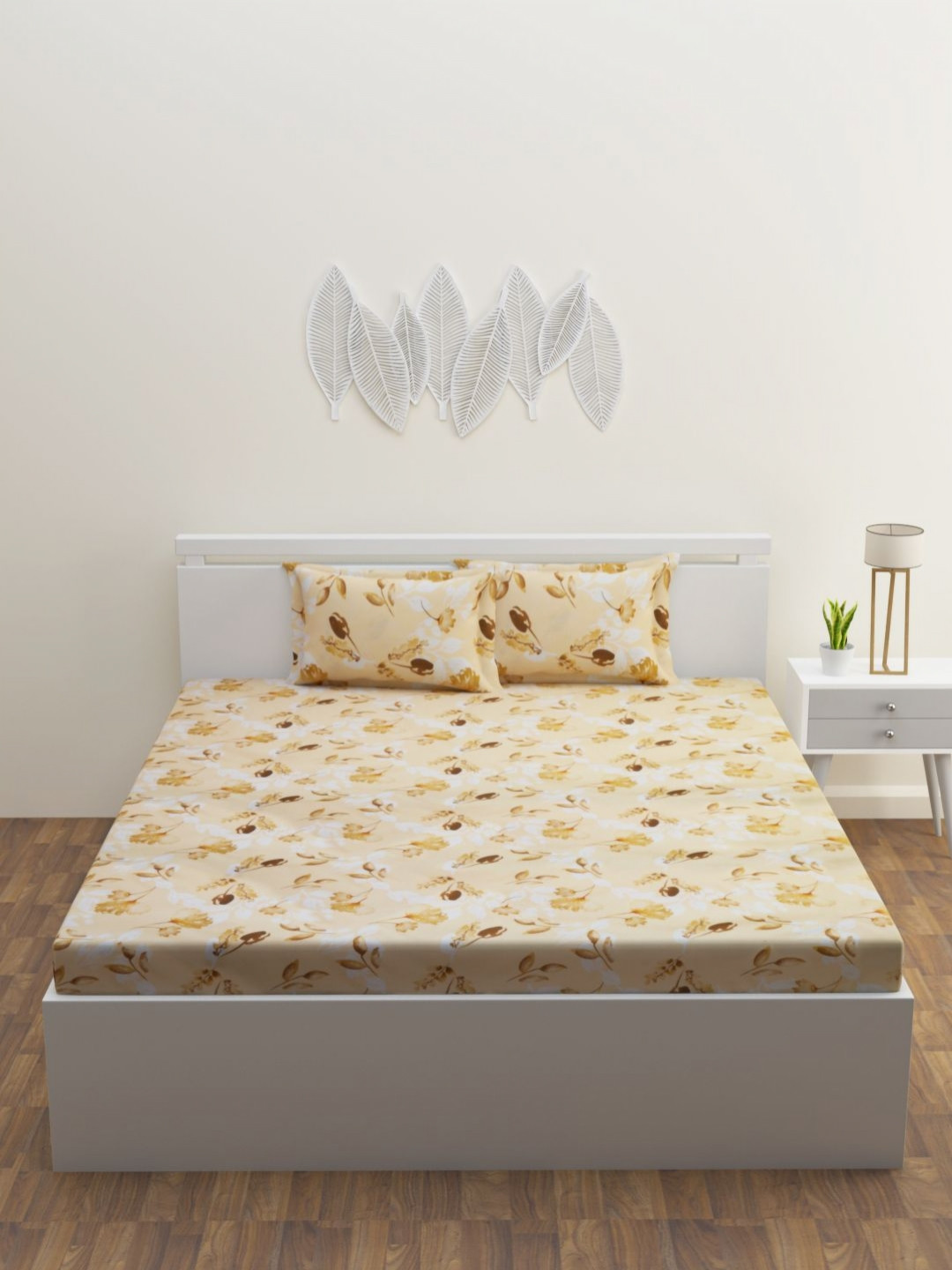 HAPPY HUES Artisan Collection Beige Floral Cotton 180 TC King Fine Bedsheet with 2 Pillow Covers-17 x 27 inches