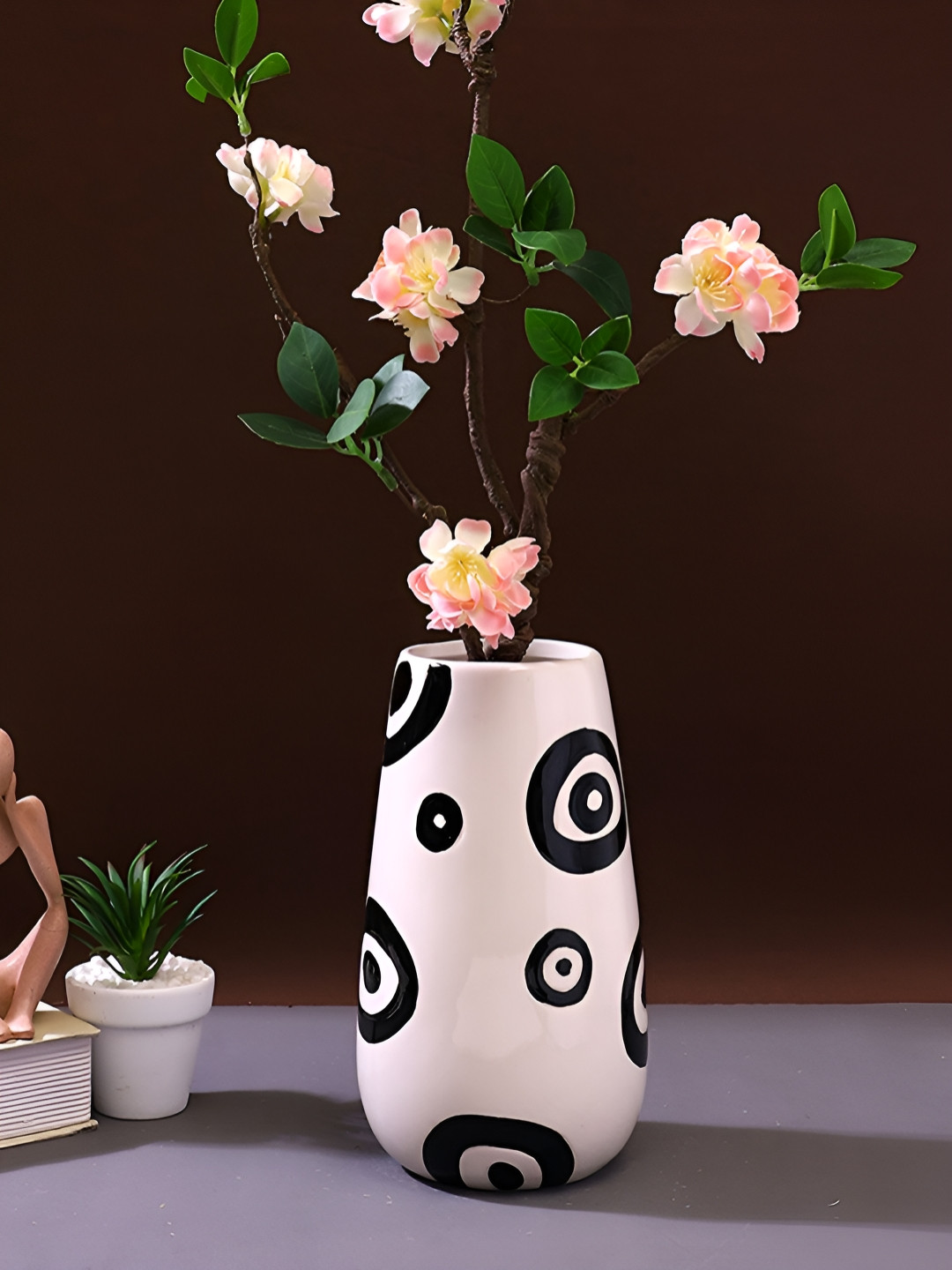 TAYHAA Printed White & Black Geometric Printed Cylindral shaped Ceramic Flower Vase