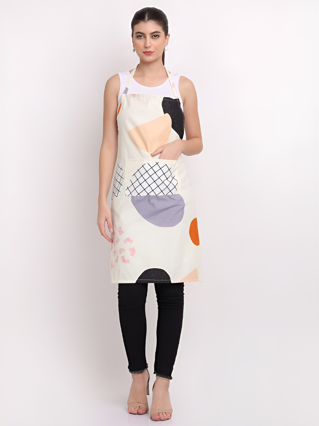 Arrabi Cream Coloured & Grey Geometric Printed Cotton Aprons With 2 Patch Pockets