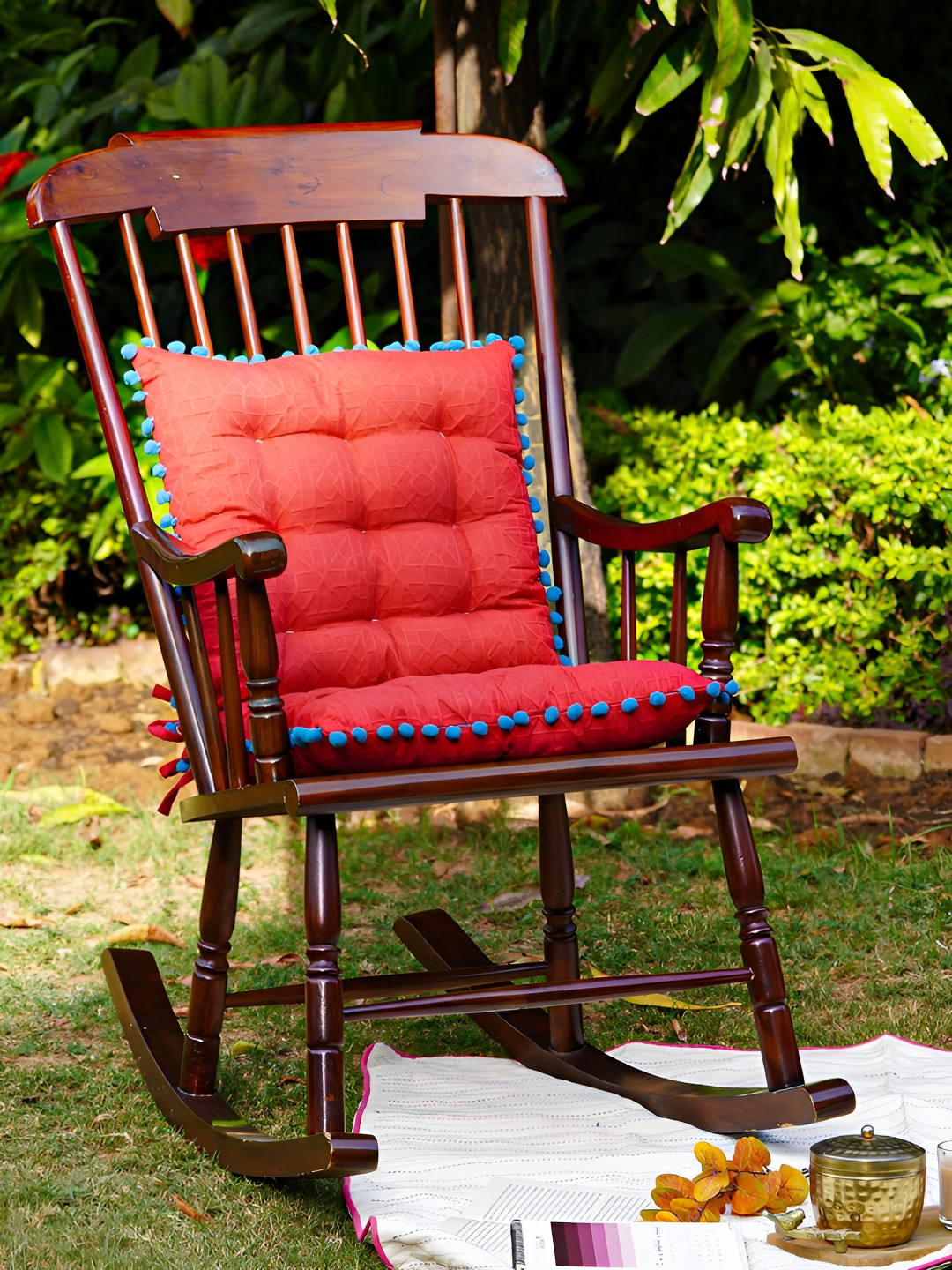 Ratan Cart Red & Blue 2 Pieces Textured Cotton Square Chair Pads