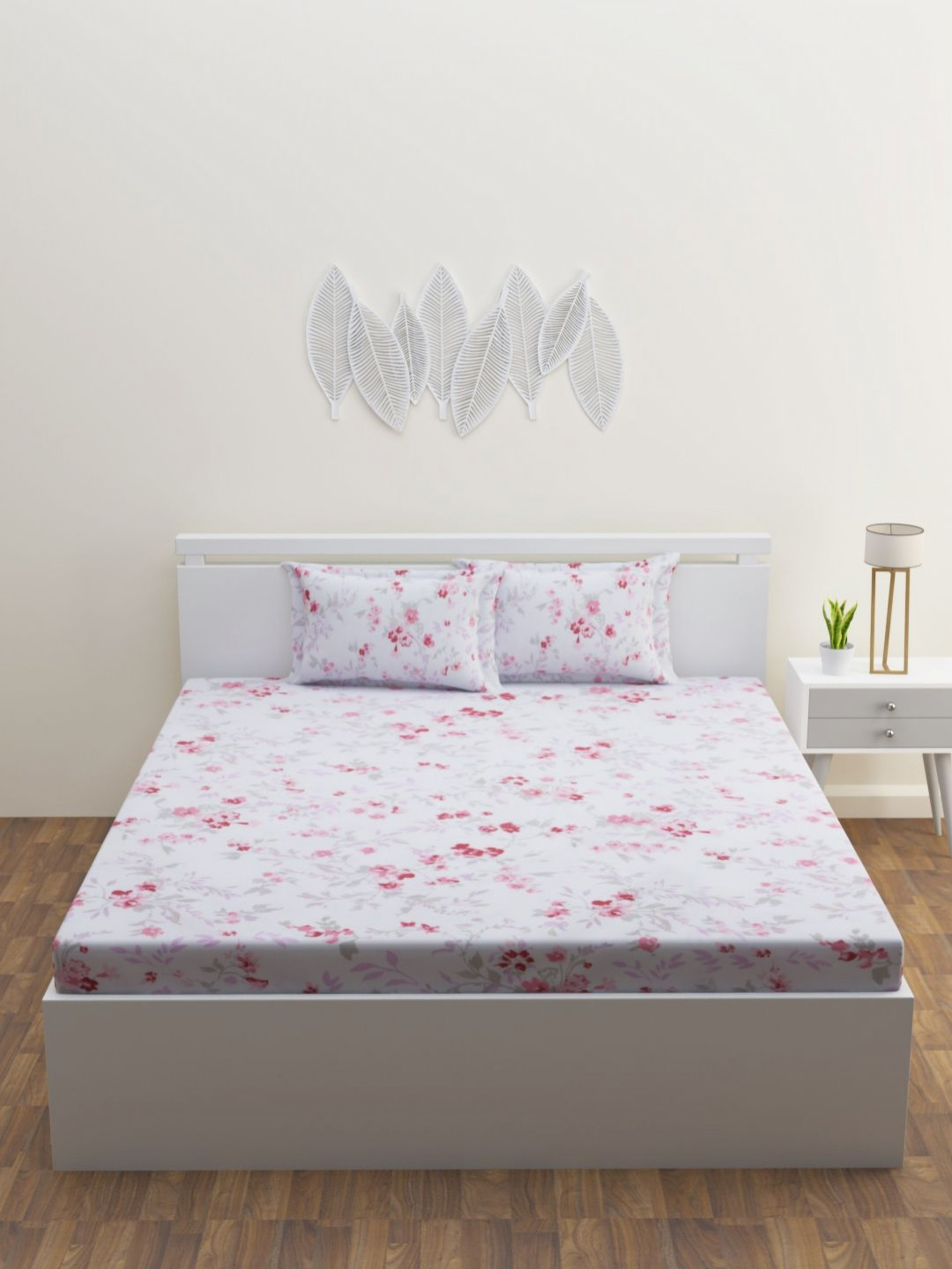 HAPPY HUES Maroon Floral Cotton Skin-Friendly 180 TC King Fine Bedsheet with 2 Pillow Covers-108 x 108 inches