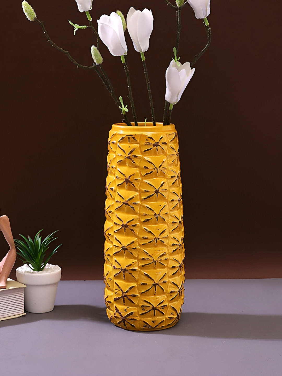 TAYHAA Yellow & Brown Pineapple Pattern Ceramic Flower Vase