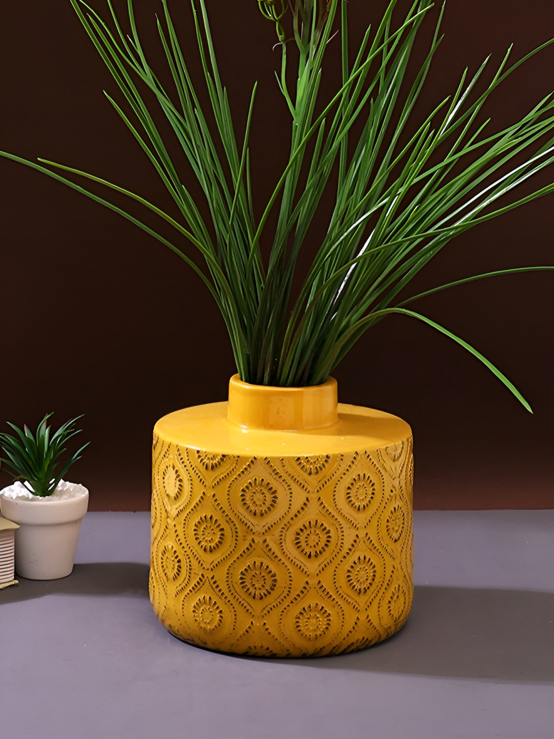 TAYHAA Yellow & Black Arabic Artwork Ceramic Vase