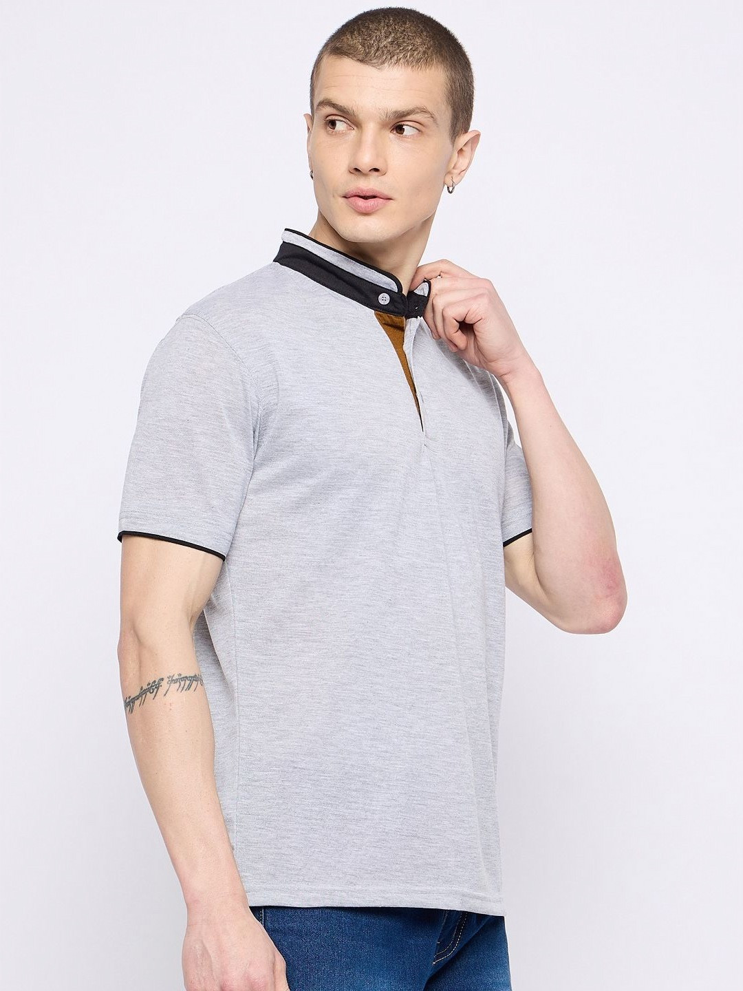 GET GOLF Men Solid Mandarin Collar Cotton T-shirt