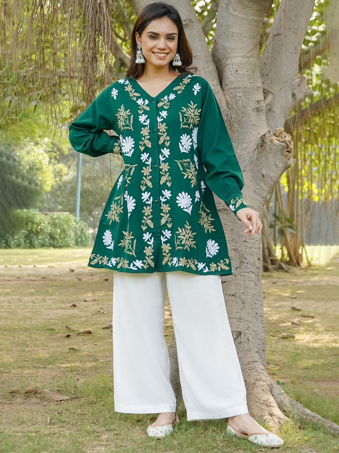 HOUSE OF KARI Floral Embroidered Thread Work Puffed Sleeves Cotton Woollen Short Kurta