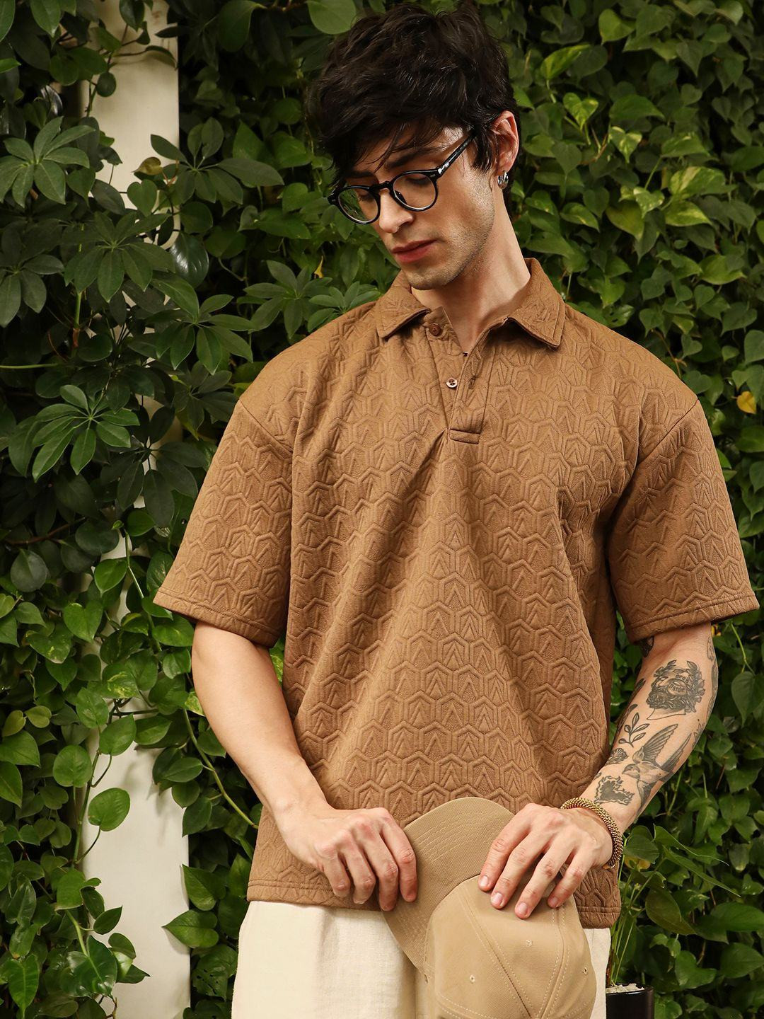 Campus Sutra Men Zigzag-Tactile Polo Collar T-shirt