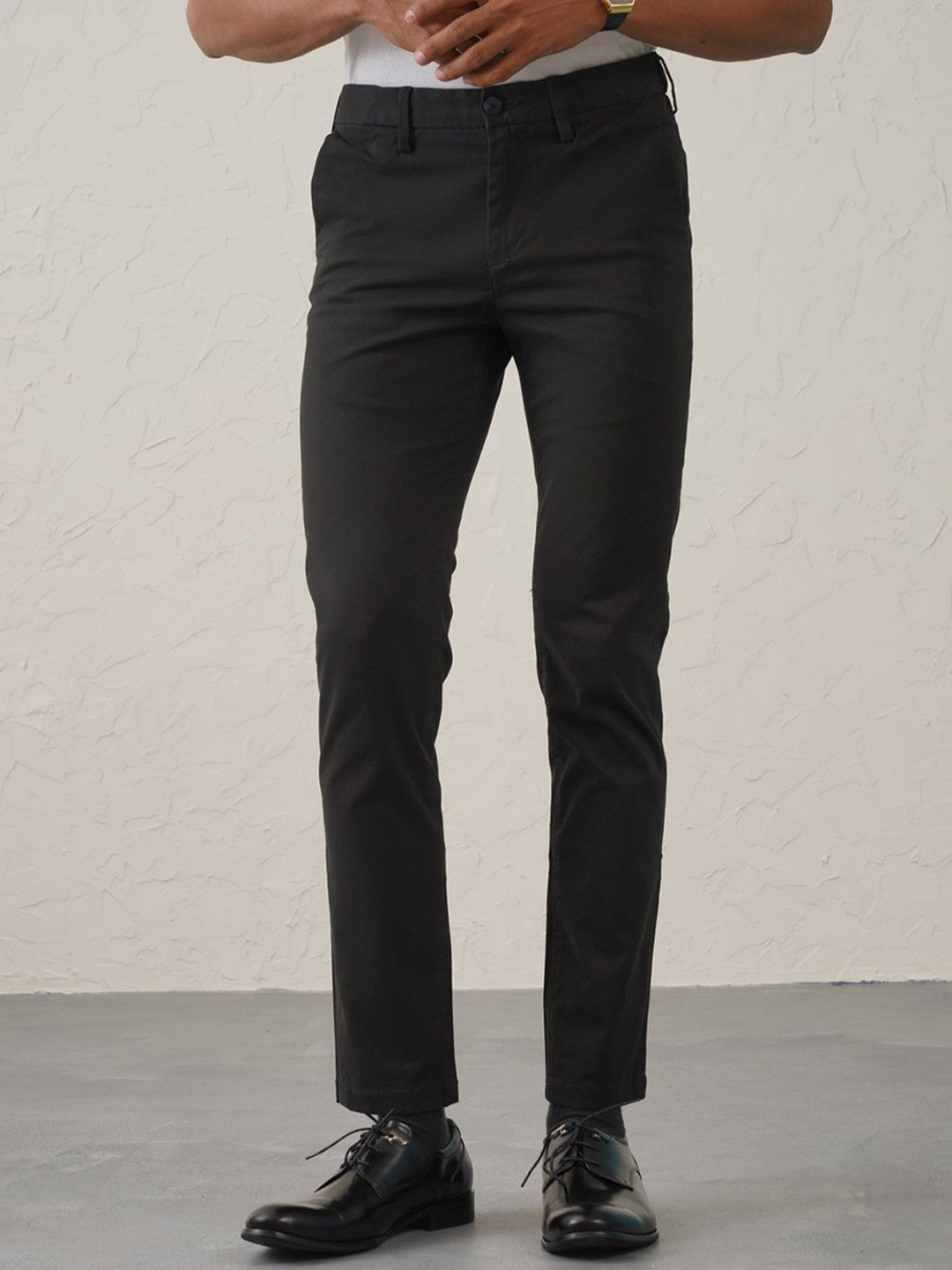 Minus One Men Cotton Mid-Rise Slim Fit Formal Trousers
