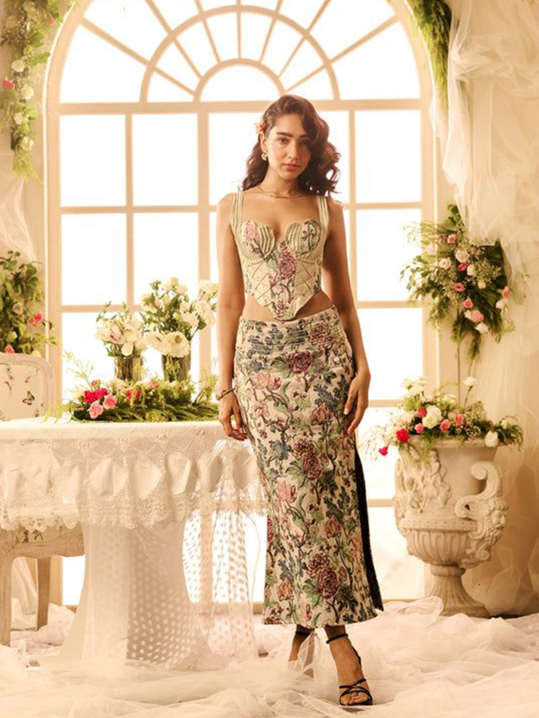 Lea Clothing Co. Floral Printed Sweetheart Neck Tube Crop Top With Corset Skirt