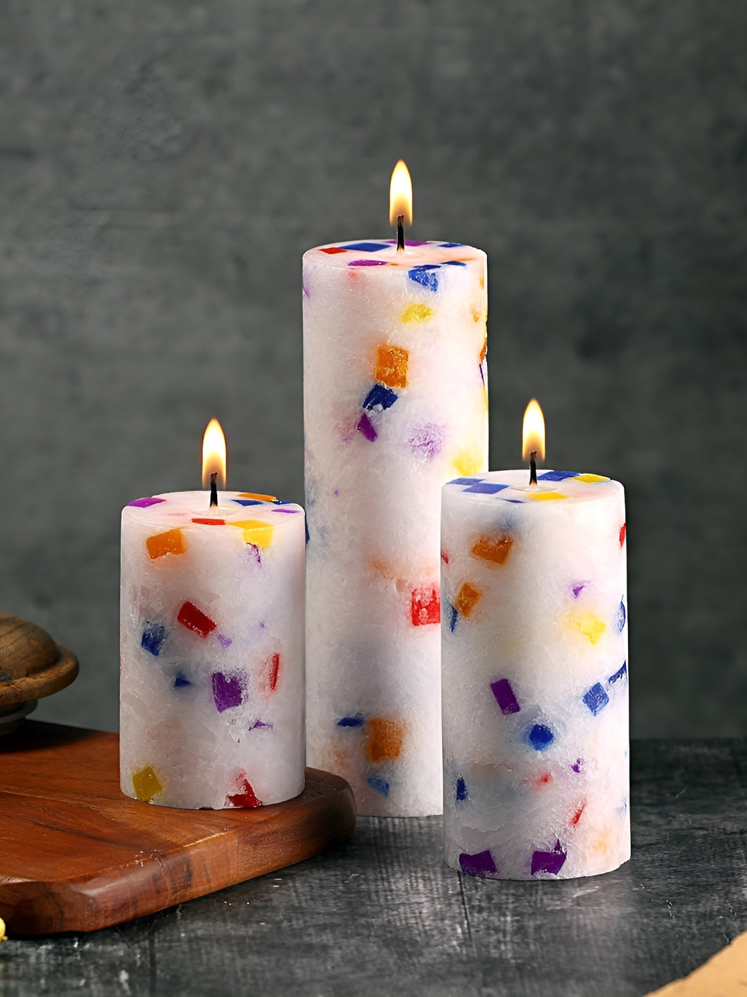 Parkash Candles White & Blue 3 Pieces Printed Mahagony Pillar Candles