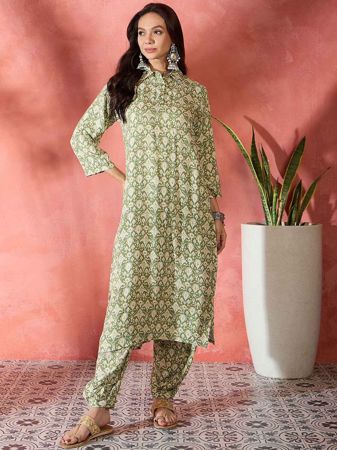 InWeave Women Ethnic Motifs Printed Regular Kurta With Salwar - Kurta Sets for Women 31605567 | Myntra