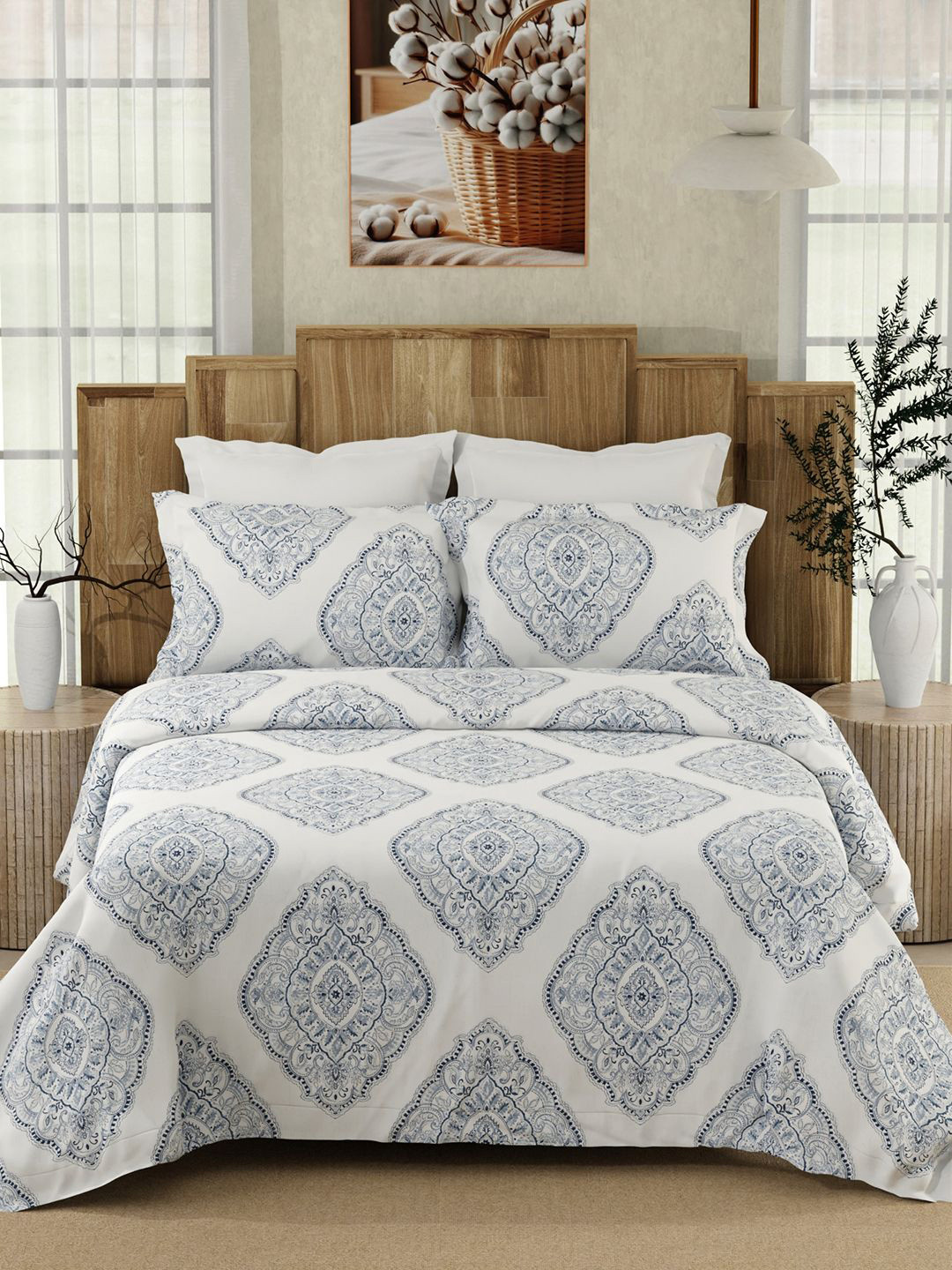 Color Sense White & Blue Ethnic Motifs 200 TC King Bedsheet with 2 Pillow Covers