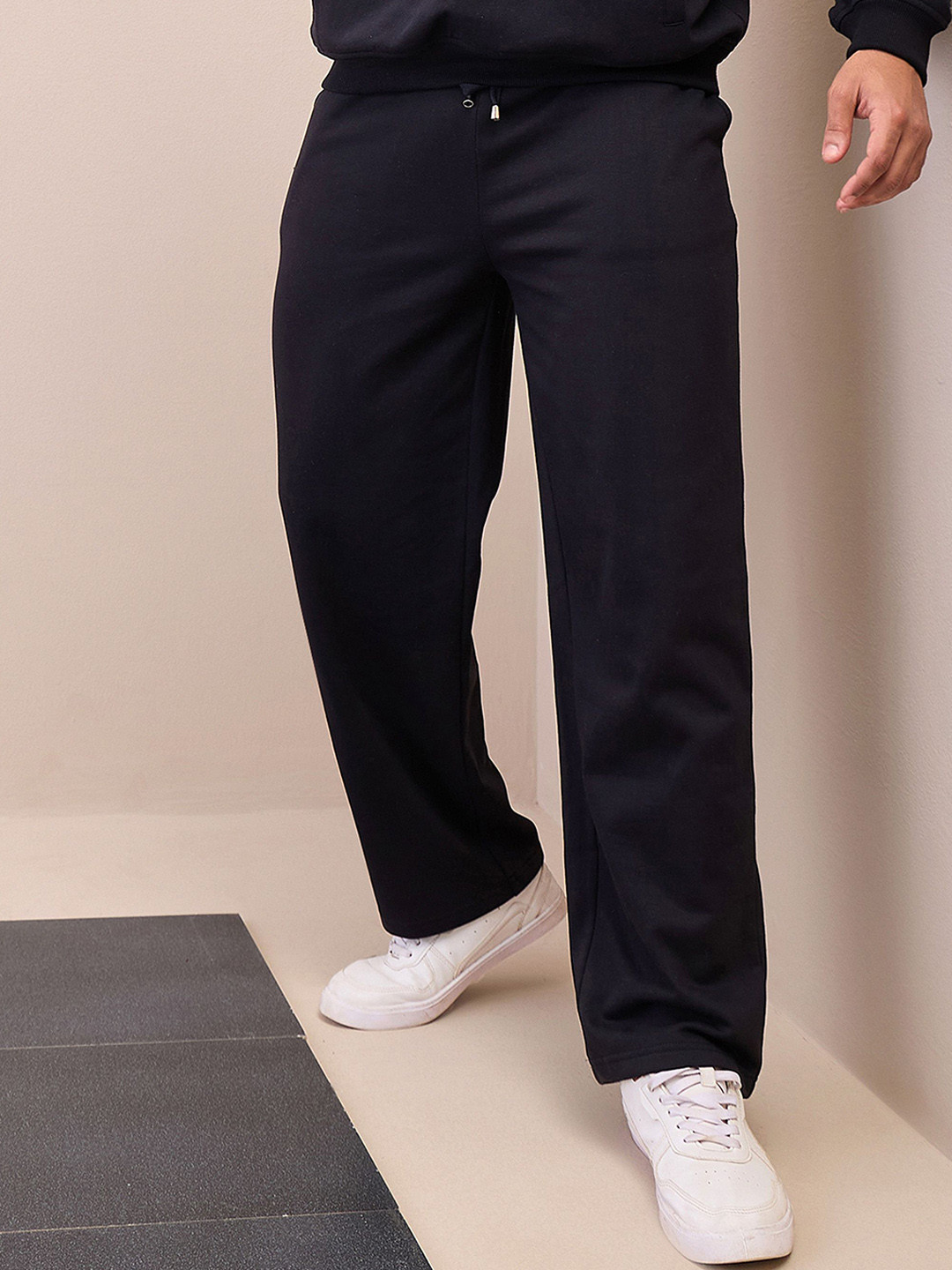 MASCLN SASSAFRAS Men Oversized Mid-Rise Track Pants