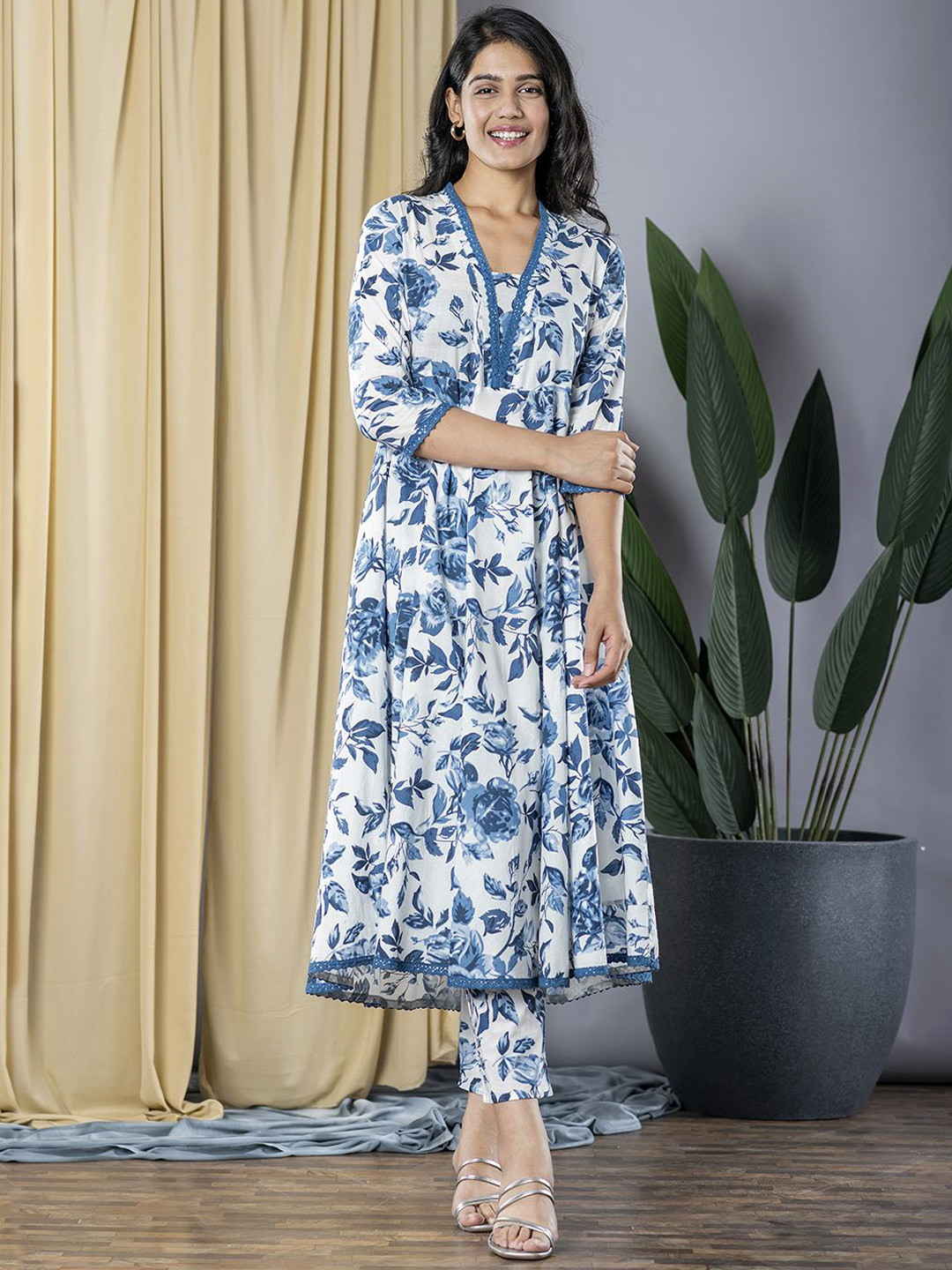 KALINI Women Floral Printed Regular Pure Cotton Kurta with Trousers