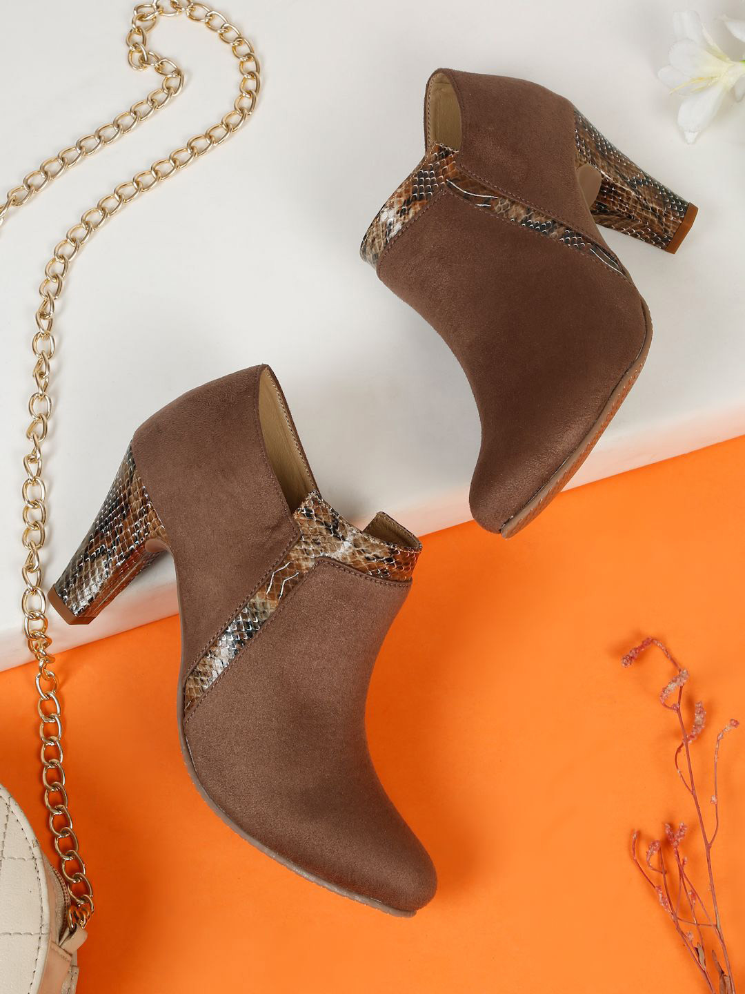 Flat n Heels Women Pointed Toe Textured Block Heels Boots