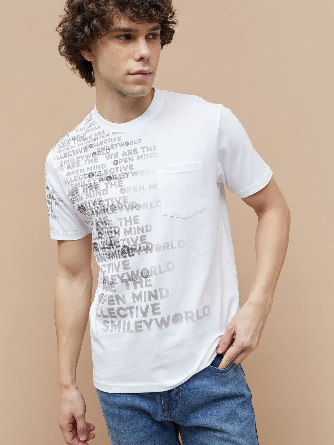 SmileyWorld Men Typography Printed Pockets T-shirt