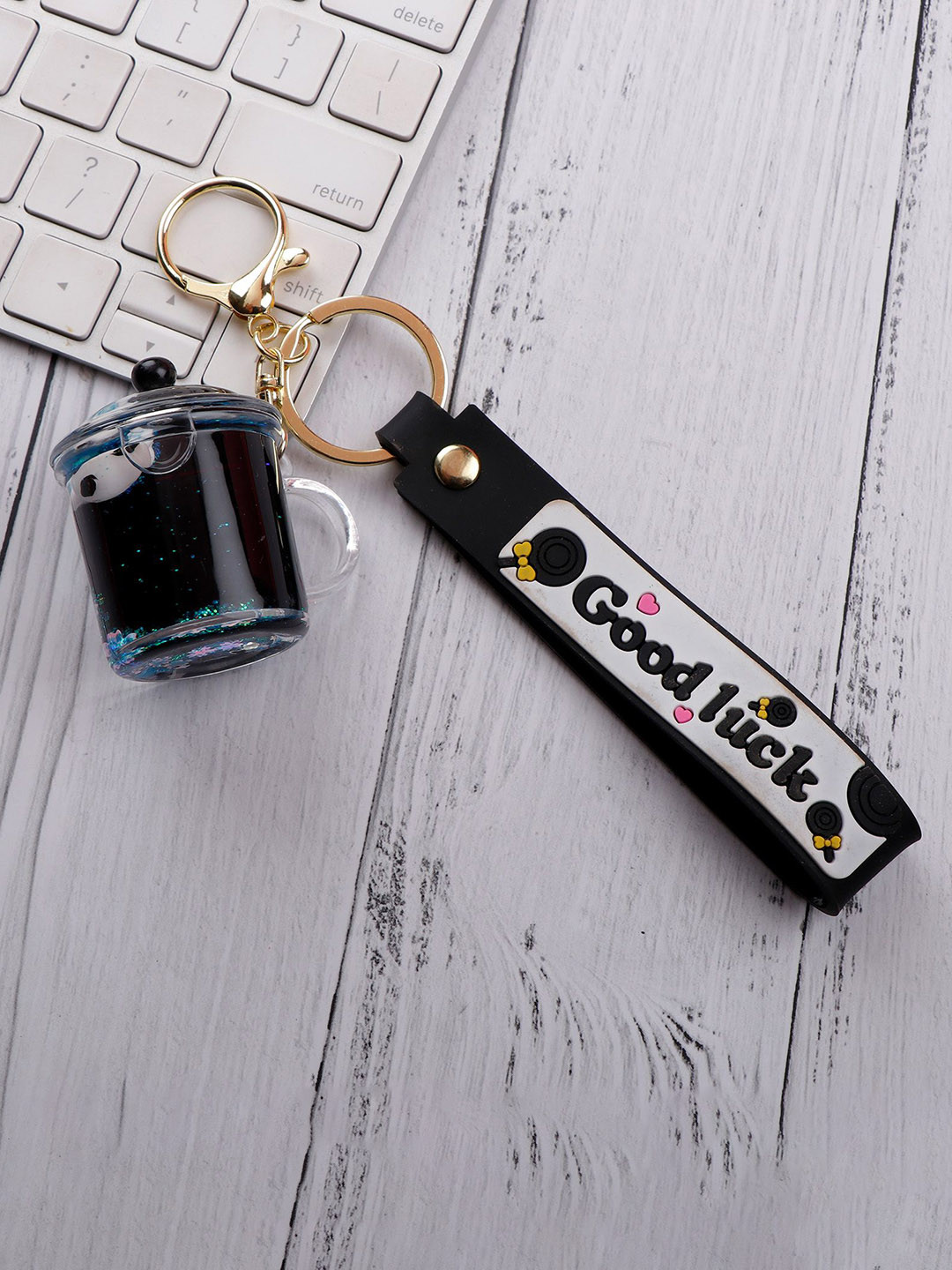 Archies Panda in a Jar Liquid Glitter Keychain