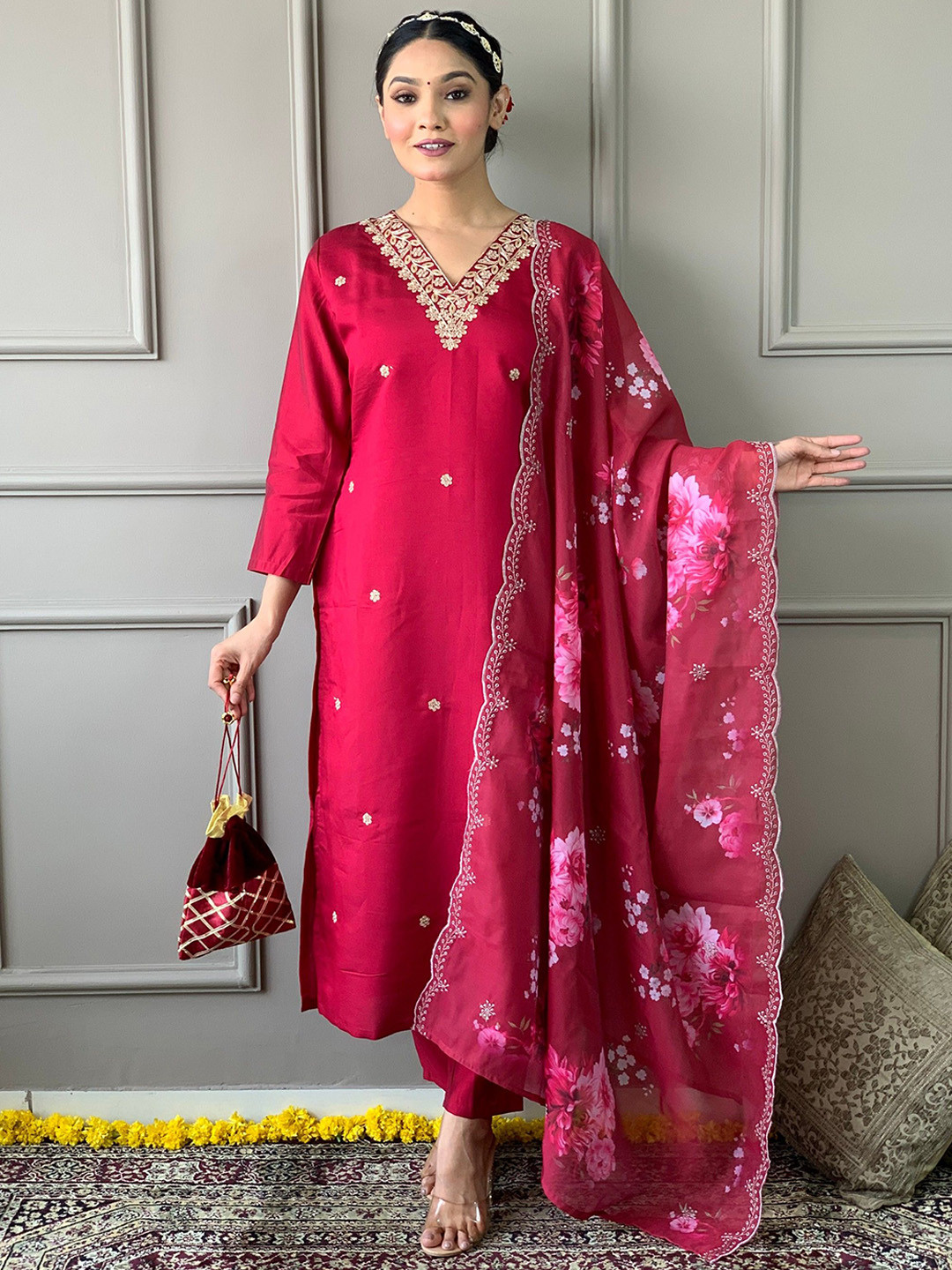 TWINS LADY Floral Embroidered Regular Chanderi Silk Kurta & Trouser With Dupatta