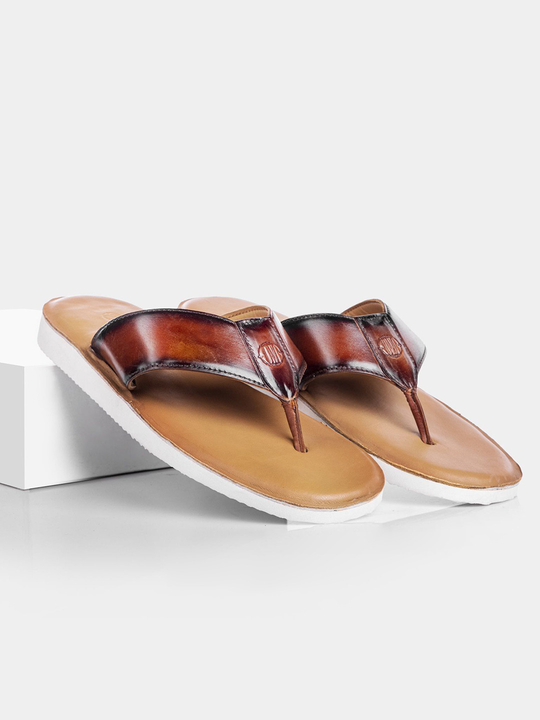 LA MARCA Men Leather Slip-On Sneakers