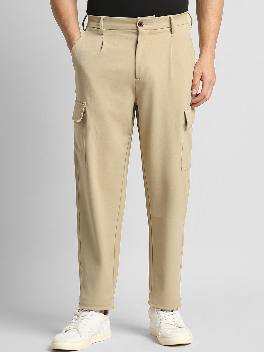 SIMON CARTER LONDON Men Classic Pleated Cargo Trouser