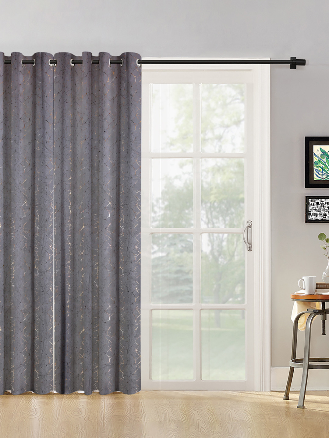 SOKNACK Grey & Gold-Toned Geometric Door Curtain