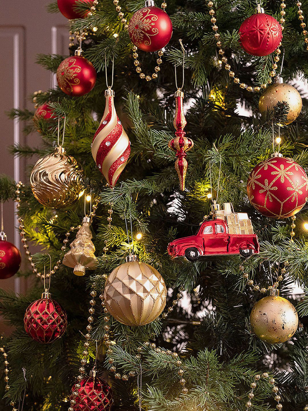 Little Surprise Box LLP Red 60 Pcs Campavan Themed Christmas Balls Tree Hanging