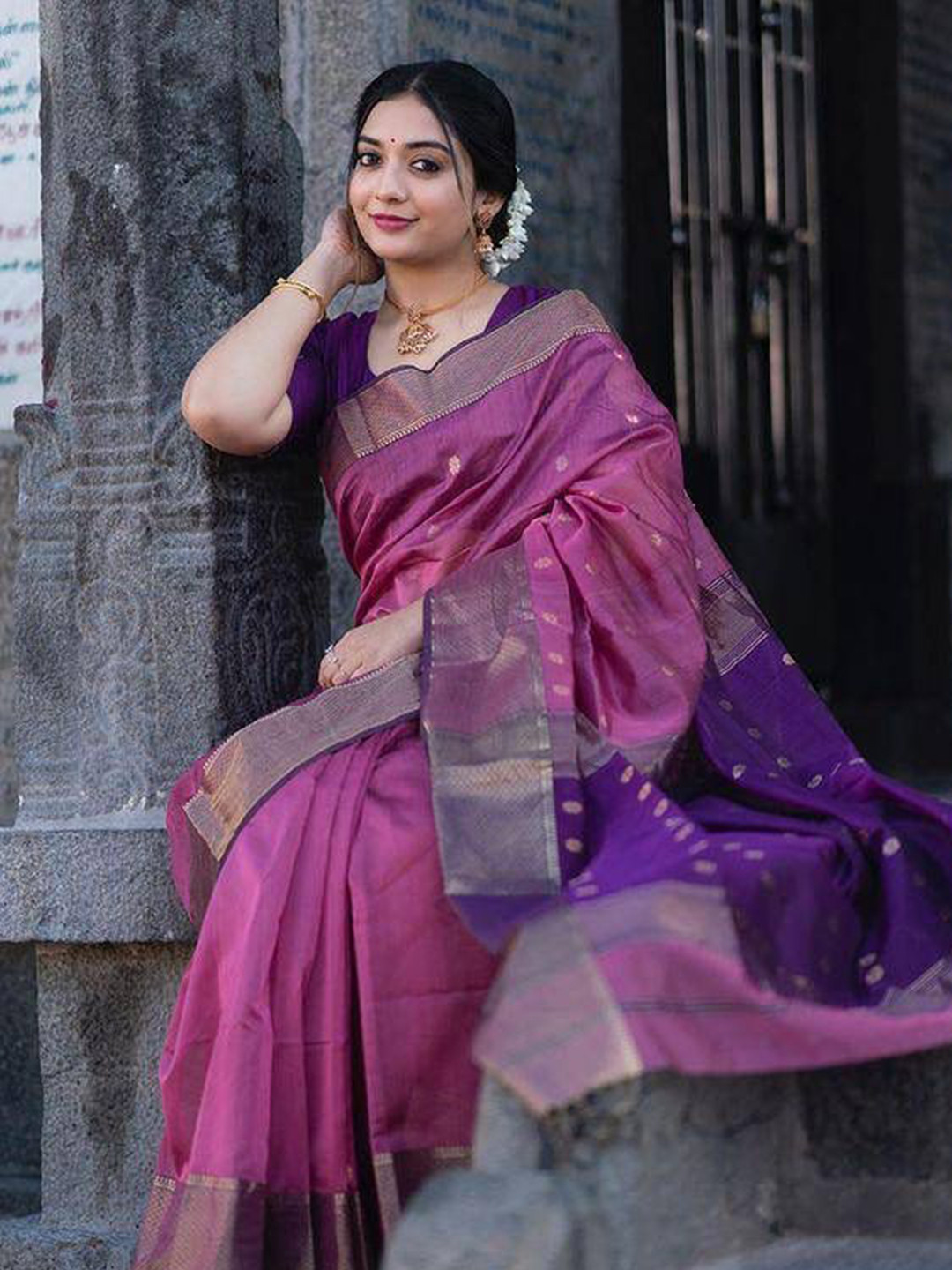 Kriyansh Woven Design Zari Kanjeevaram Saree