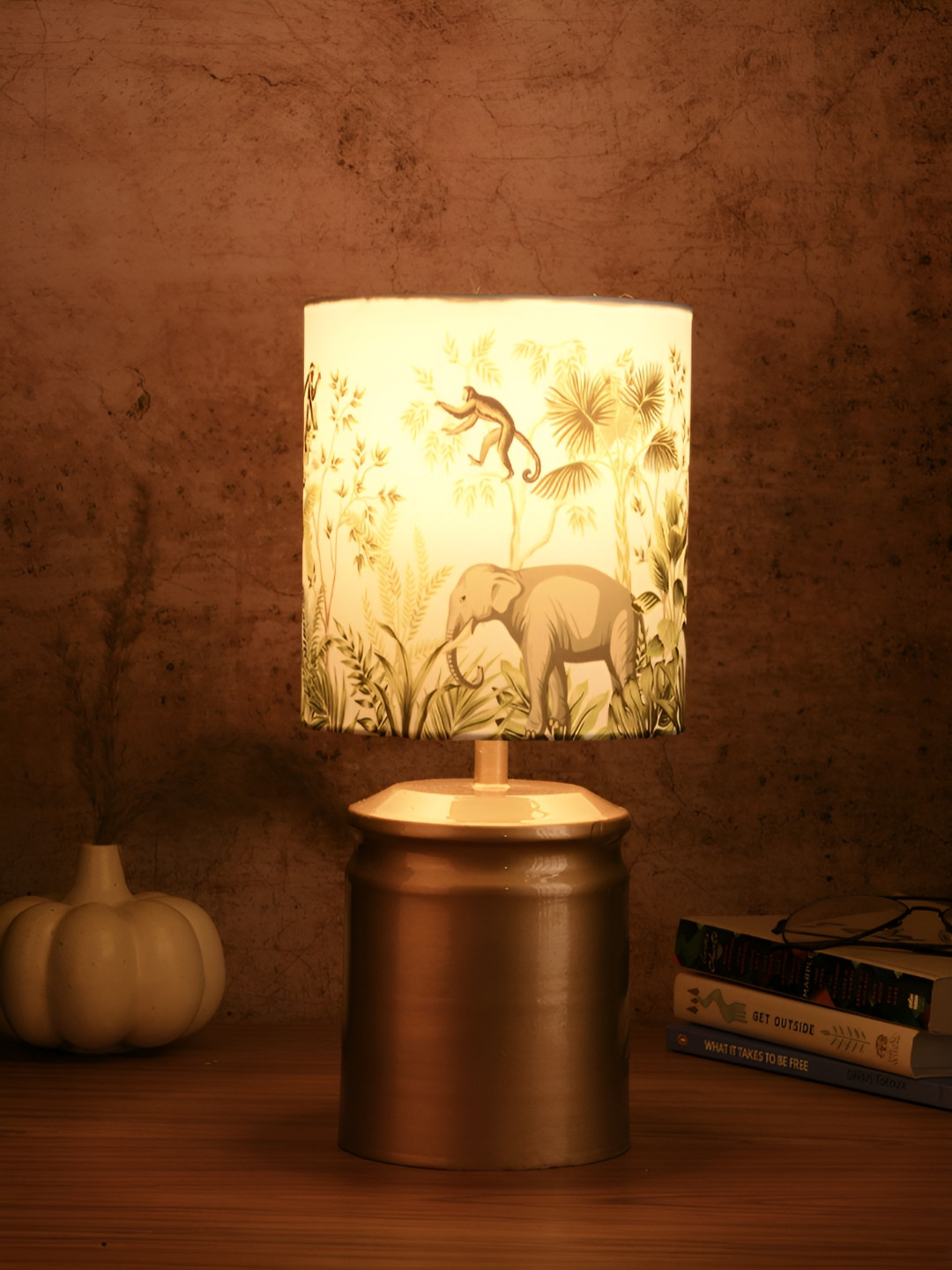 green girgit Gold-Toned Animal Printed Metal Quirky Rectangle Table Lamp