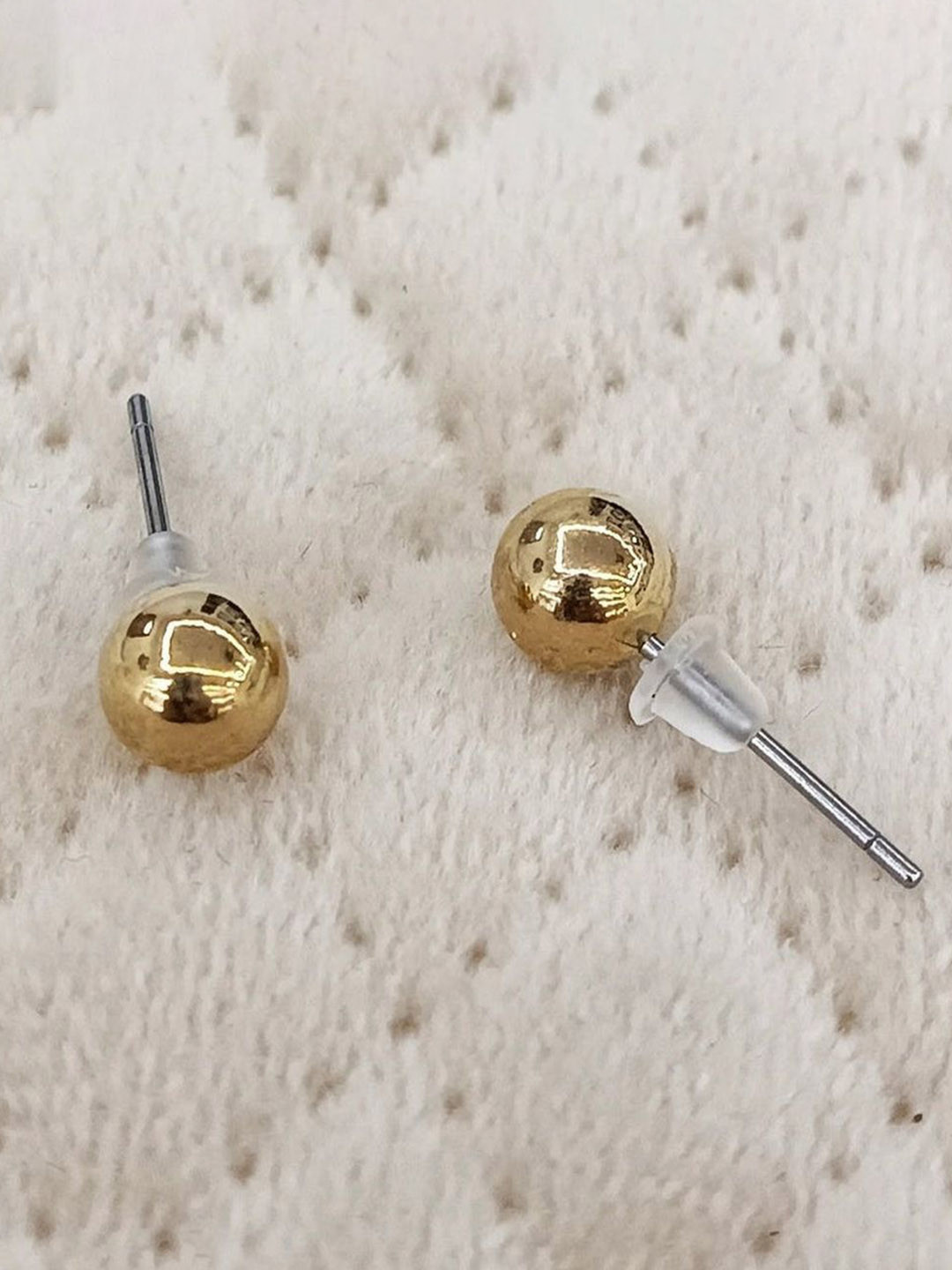 ZIVOM Oval Studs Earrings