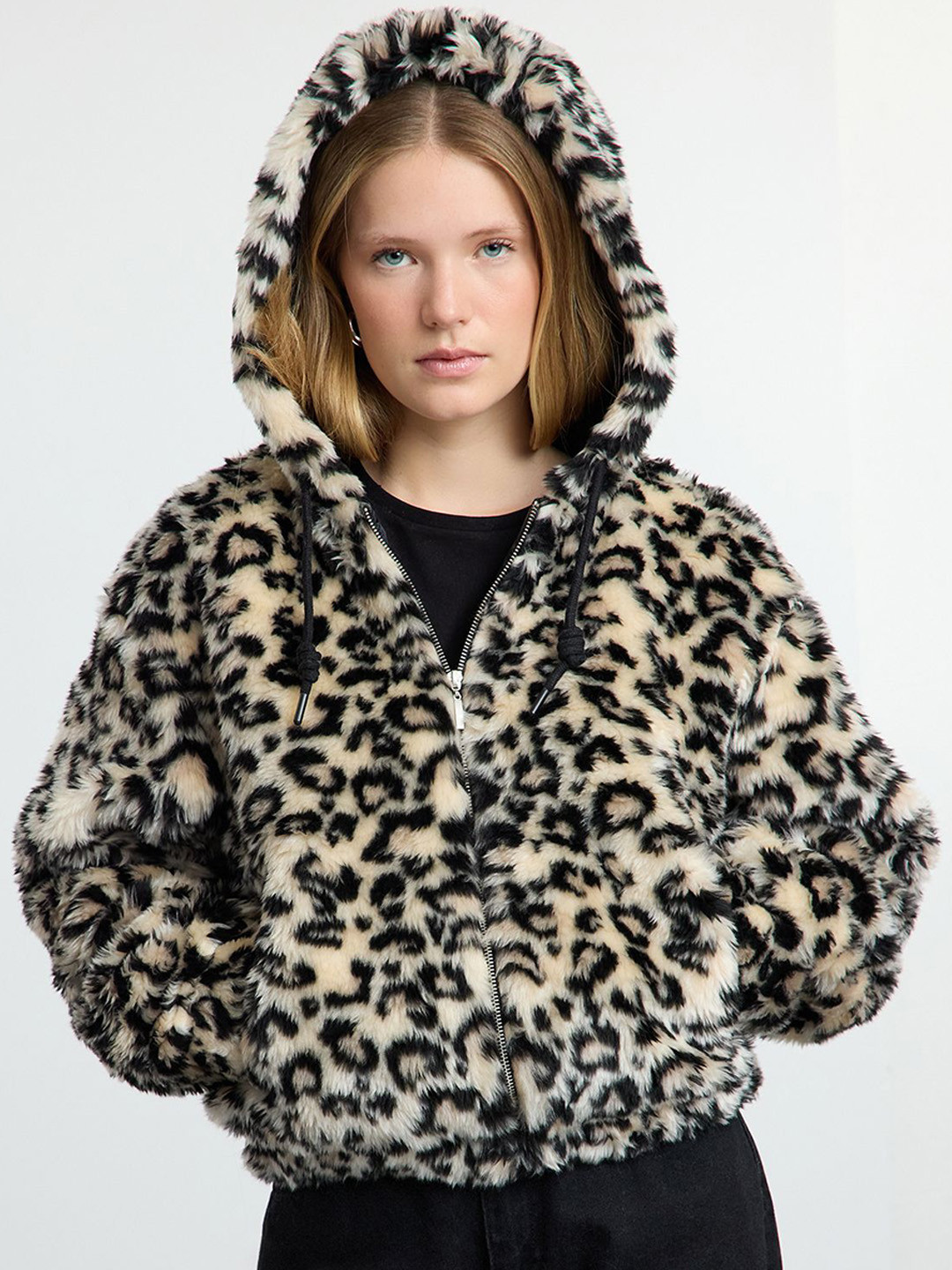 Trendyol Animal Printed Hooded Bomber Jacket With Faux Fur Trim