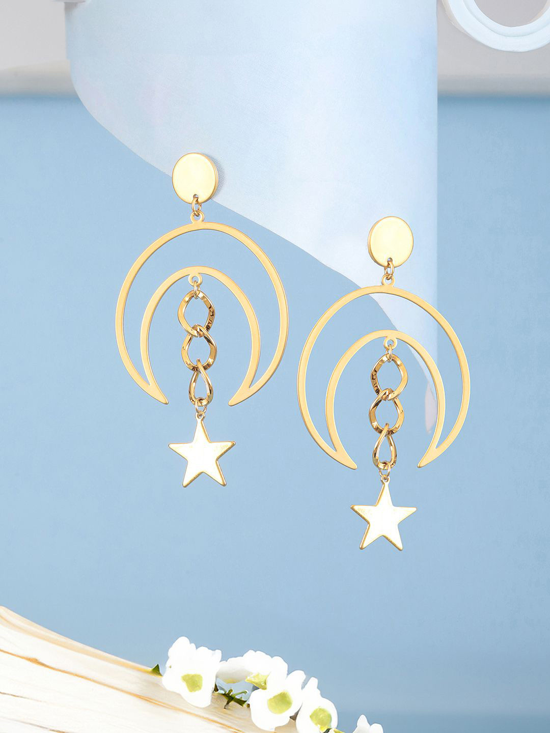 SARAF TRENDZ Contemporary Gold-Plated Chandbalis Earrings