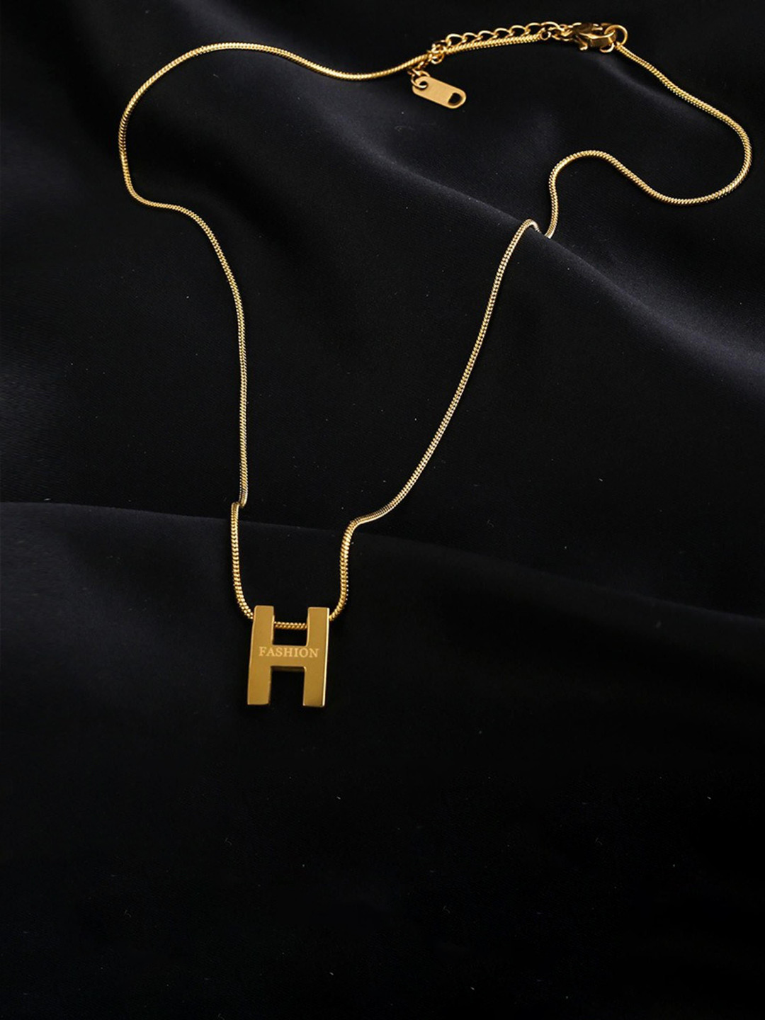 MYKI Gold-Plated Showy Stainless Steel Quirky Pendant With Chain