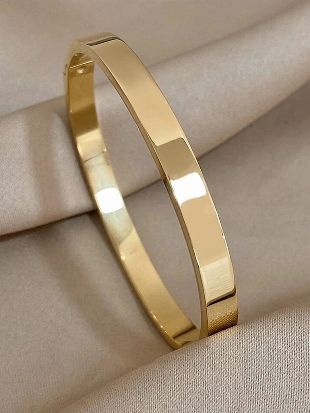 RUHI COLLECTION Unisex Hand Painted Gold-Plated Cuff Bracelet