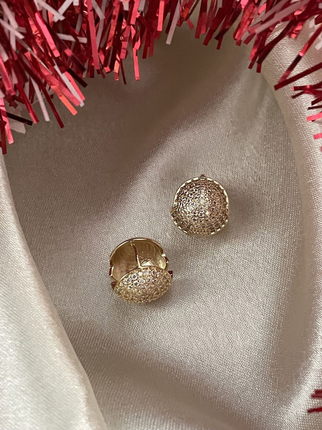 Digital Dress Room Textured Studs Earrings
