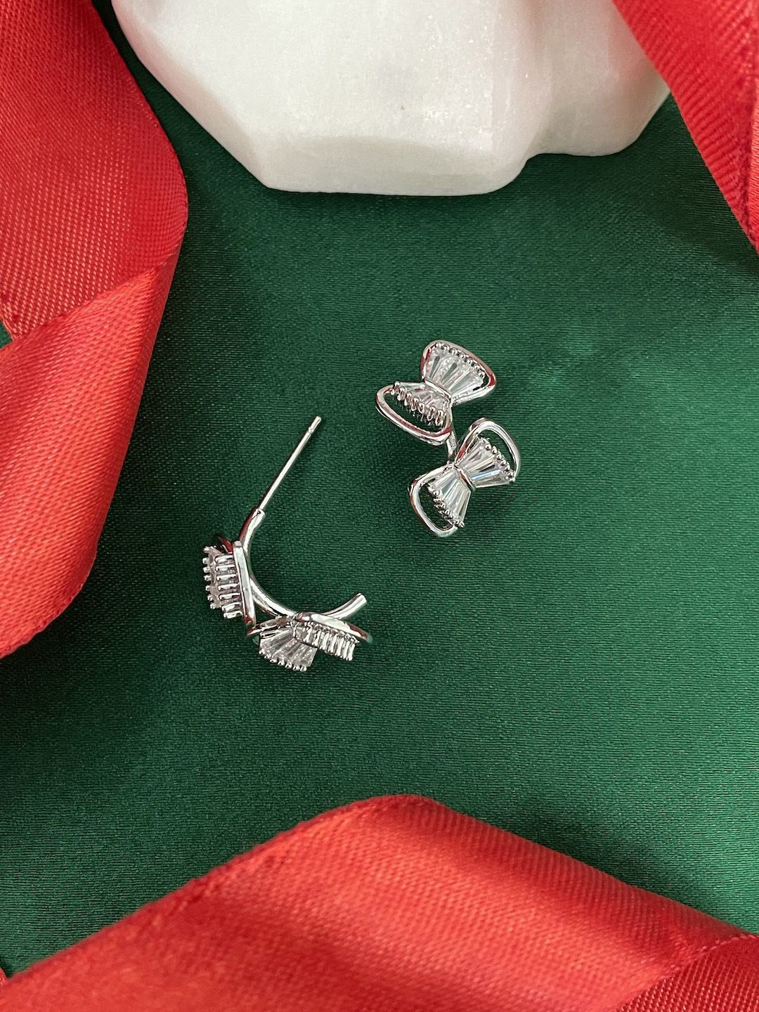 Digital Dress Room Silver-Plated White AD-Studded Contemporary Studs Earrings