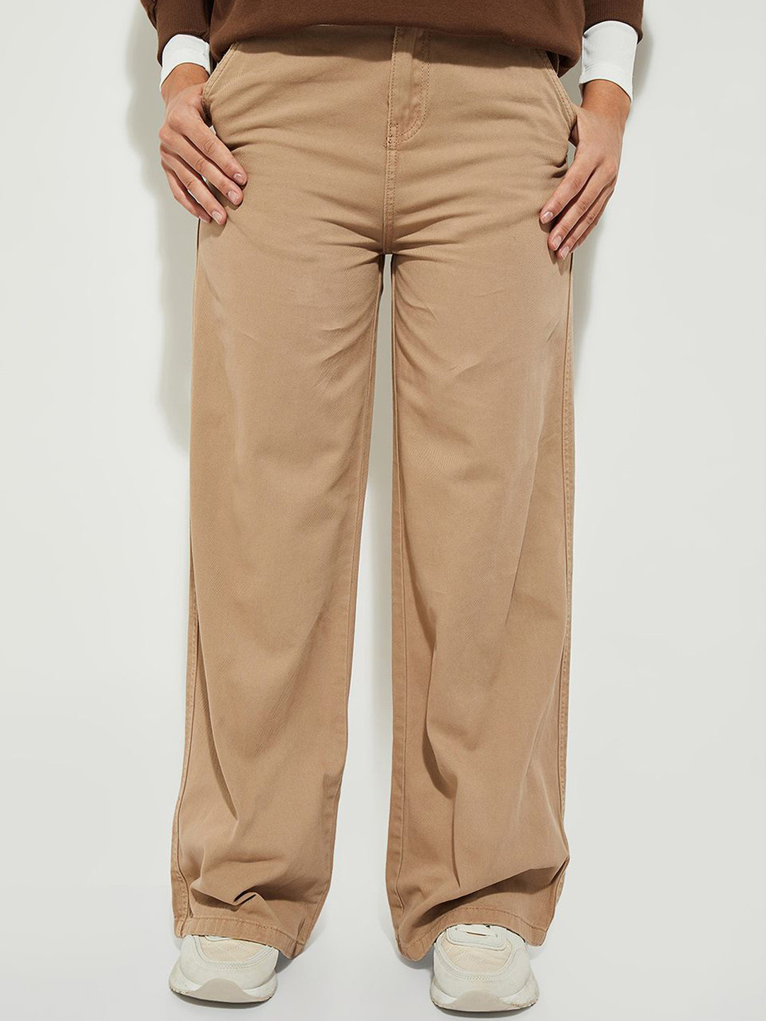 MAX URB_N Women Solid Wide Leg Trousers