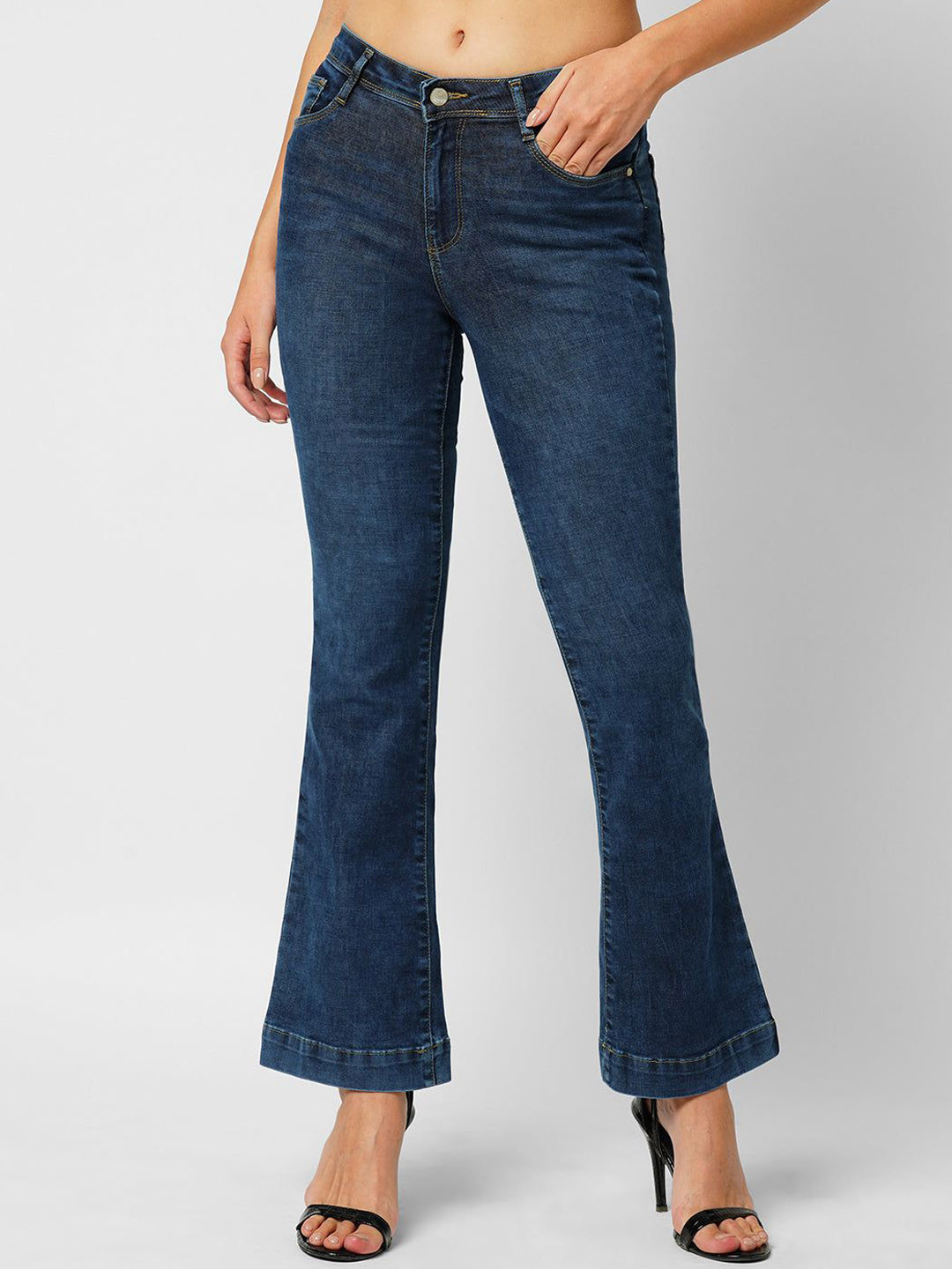 Kraus Jeans Women Mid-Rise Light Fade Bootcut Jeans