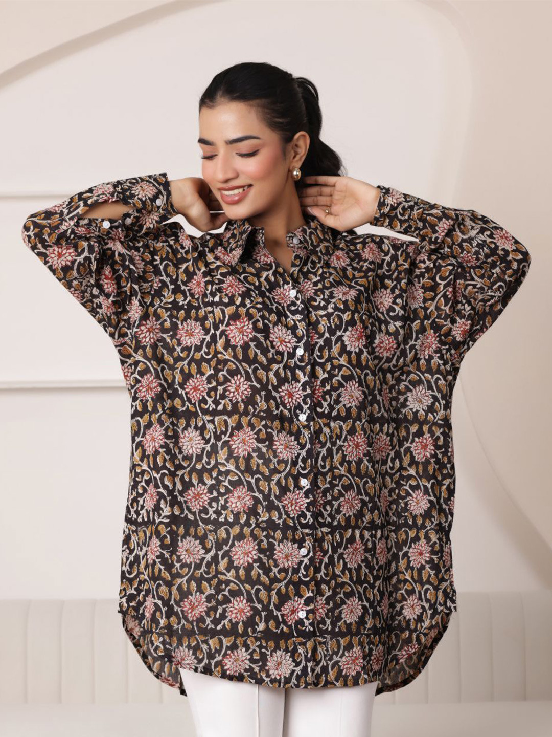 SASSY SAJJA Women Comfort Opaque Printed Casual Shirt