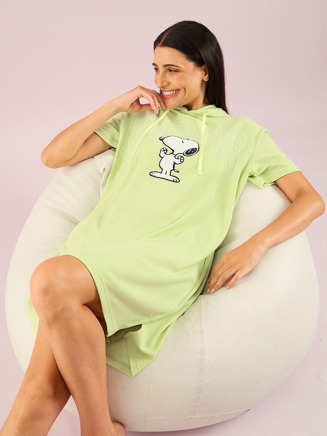 Sweet Dreams Women Snoopy Characters Short Nightdress