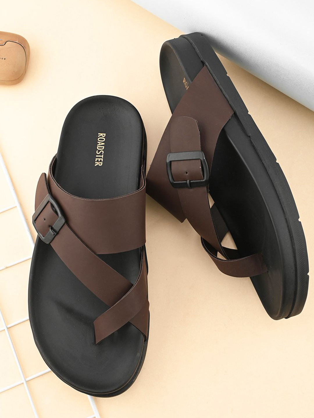 The Roadster Lifestyle Co Men Causal Comfort Sandals