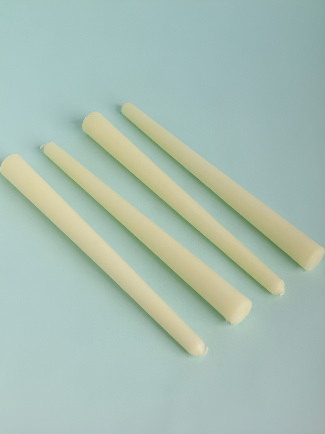 The Wishing Chair Tapered 4Pcs Smokeless 1 Wick Vanilla Solid Regular Pillar Candles