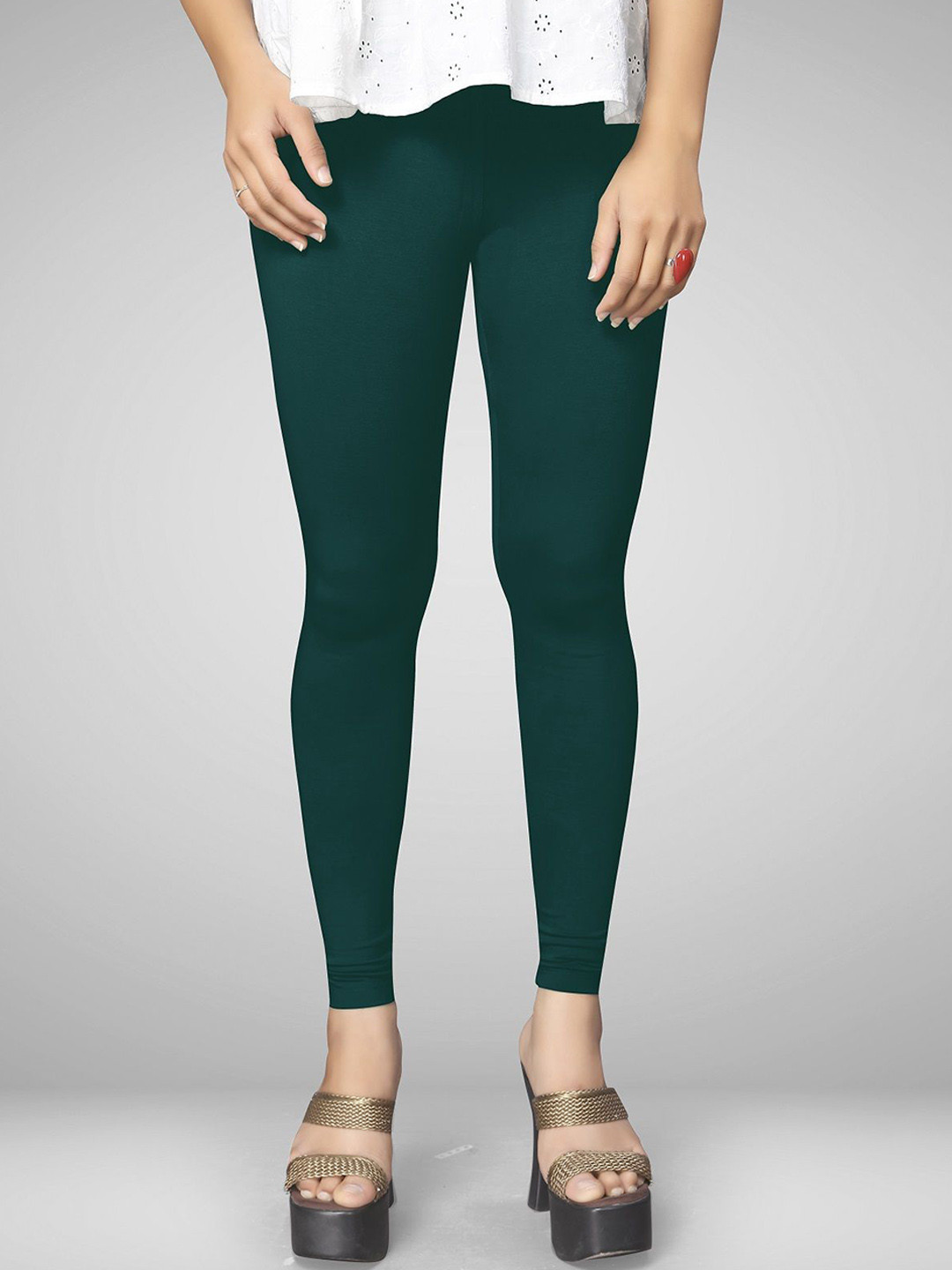 MANTICORE Slim-Fit Ankle Length Leggings