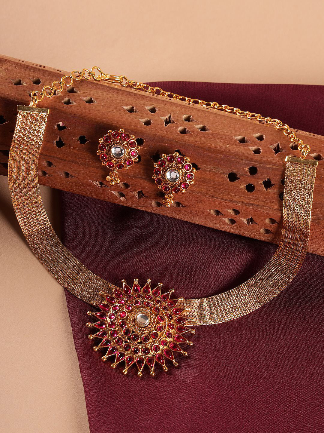 Kattam Gold Plated Stones Studded Jewellery Set