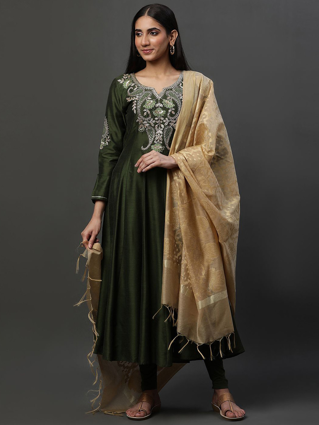 AURELIA Women Kurta With Dupatta