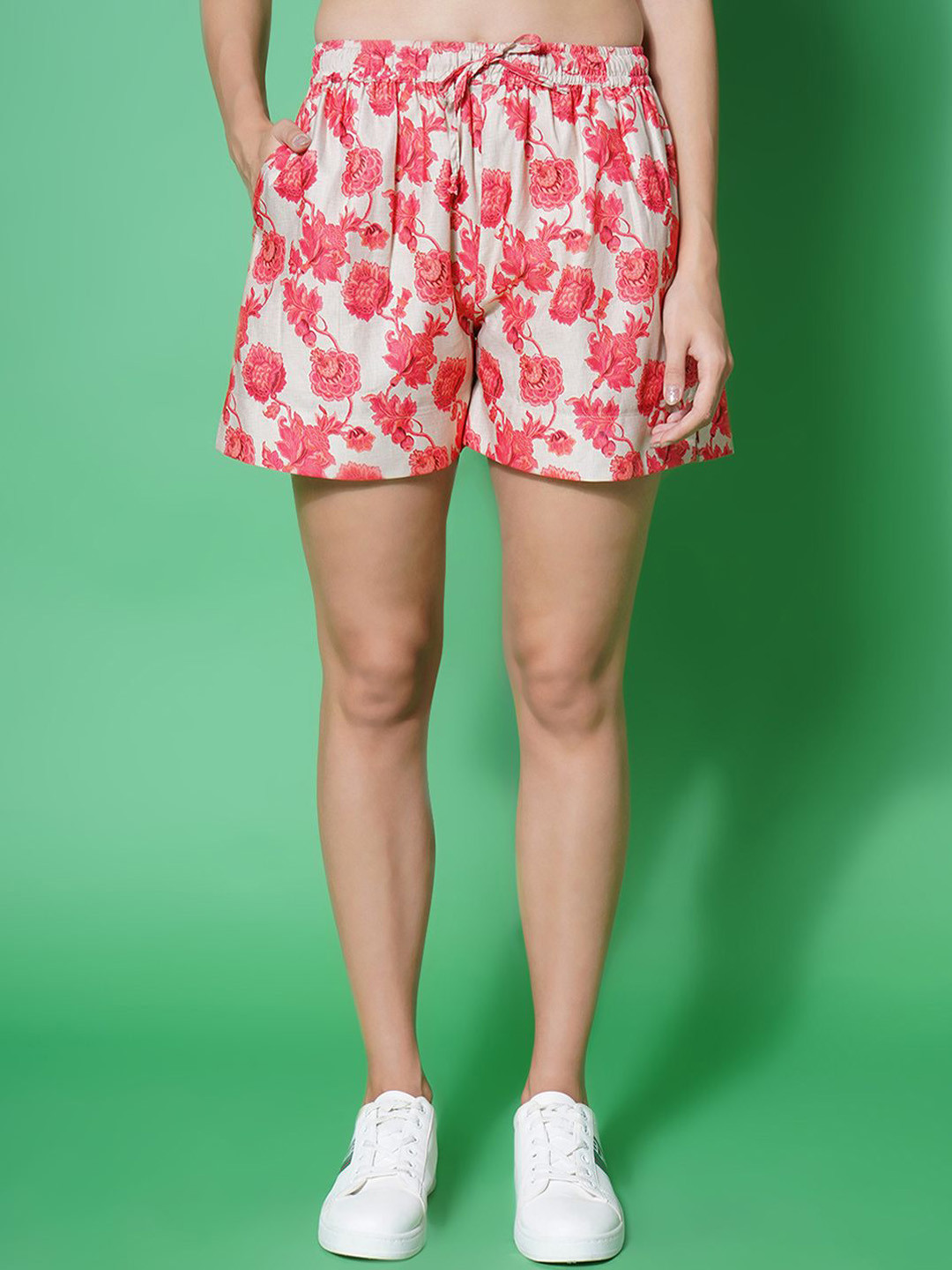 KATLINE Women Floral Printed Mid-Rise Relaxed Fit Shorts